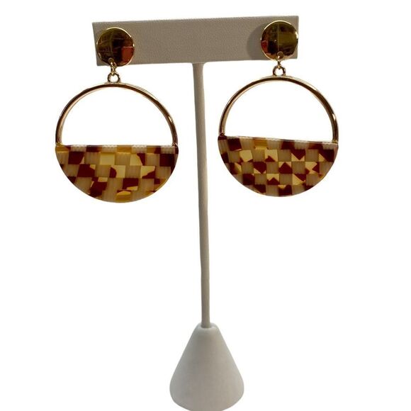 C&C California Shiny Gold Half Hoop Earrings. - Picture 5 of 6